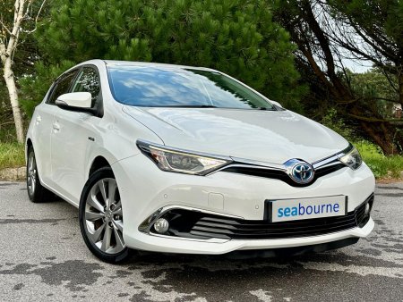 TOYOTA AURIS 1.8 VVT-h Excel CVT Euro 6 (s/s) 5dr