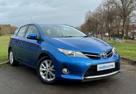 TOYOTA AURIS 1.6 V-Matic Icon Euro 5 5dr